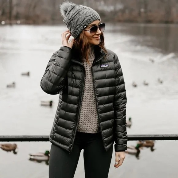 Patagonia Down-Filled Puffer Black Jacket Coat Women’s Medium